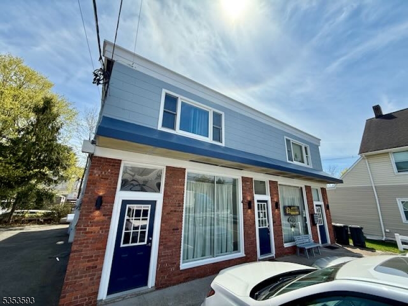 518 Ringwood Ave