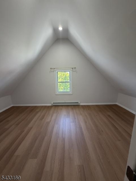 458 Livingston St 3