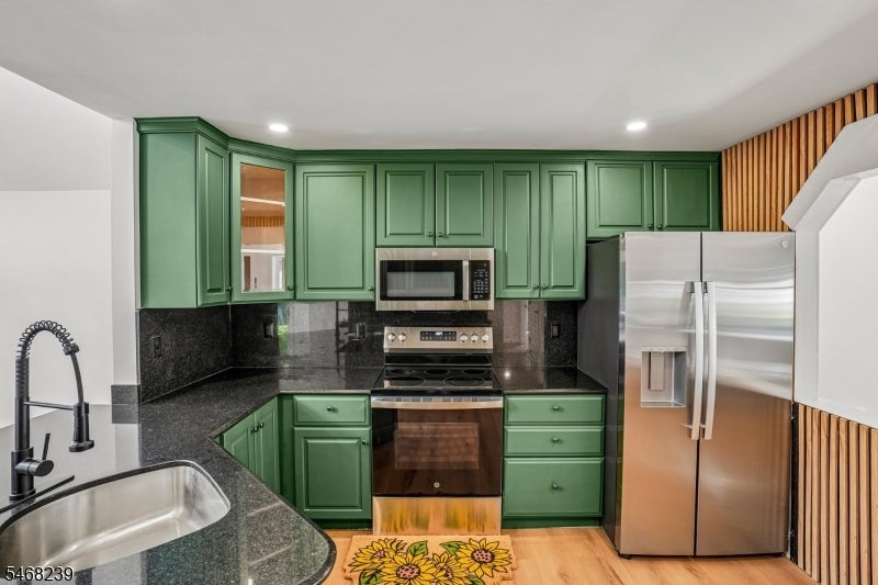 509 Ramapo Valley Rd