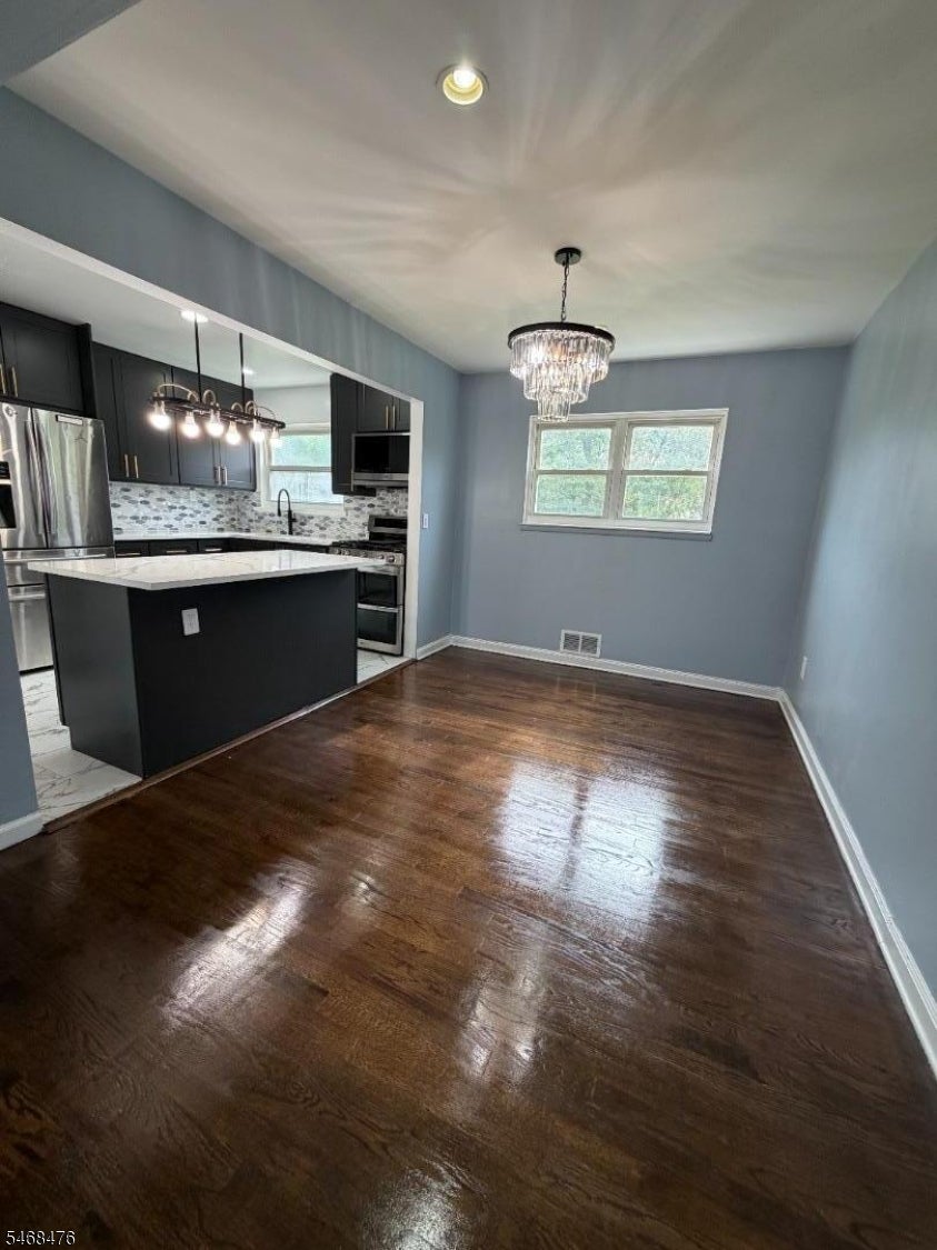 7 Winthrop Rd