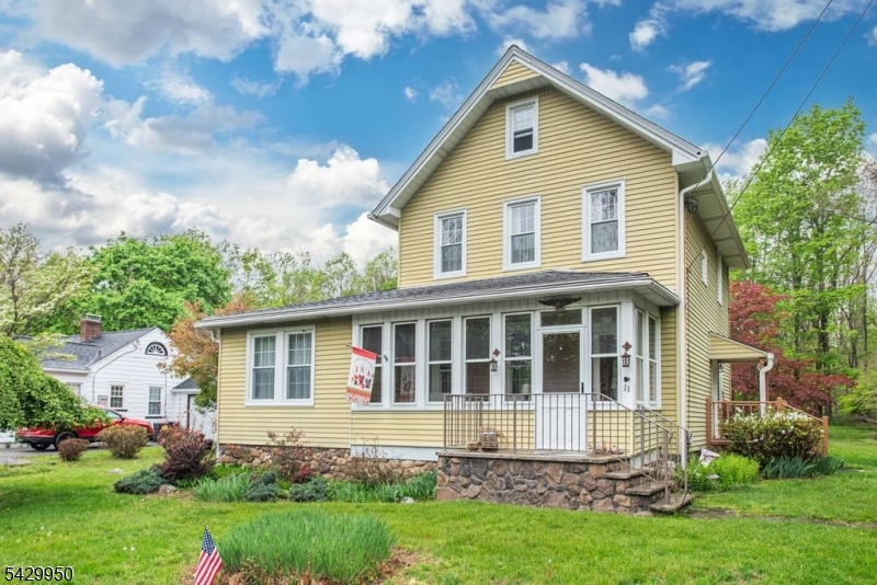 11 Oak Rd