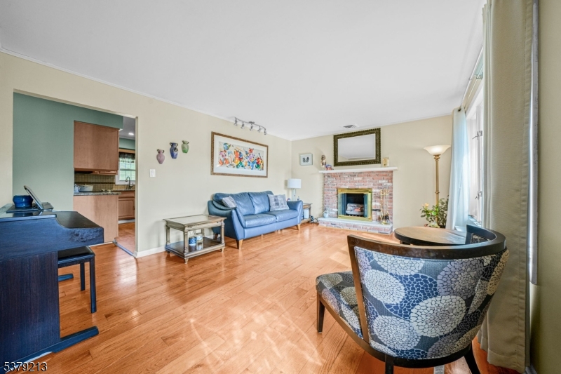 193 Pine Brook Rd