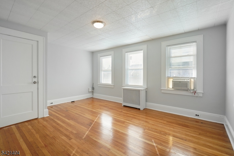 23 Meeker Pl Unit 2 2