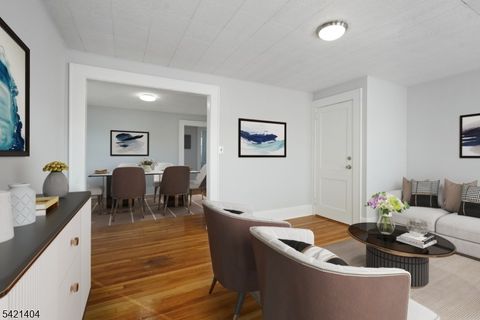 23 Meeker Pl Unit 2 2 Millburn Twp. NJ 07041