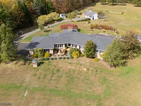 50 Sutton Rd Tewksbury Twp. NJ 08833