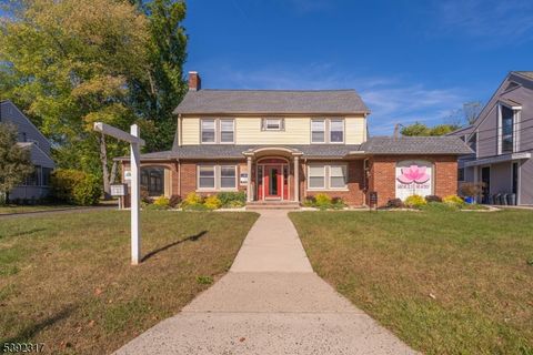 Photo of 150 W End Ave, Somerville, NJ 08876 (MLS # 3993464)