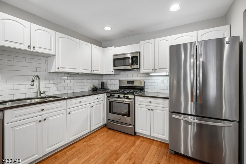 137 Kingston Ct