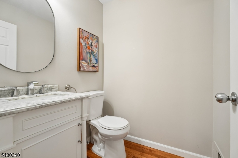 137 Kingston Ct