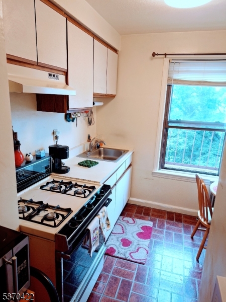 418 Main St C5