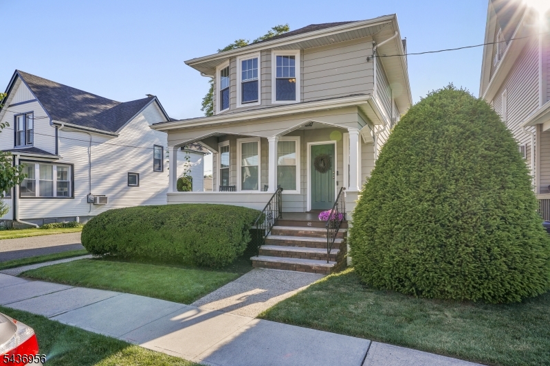 42 N 21St STREET- 1ST FLOOR