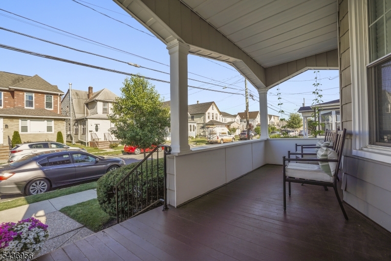 42 N 21St STREET- 1ST FLOOR