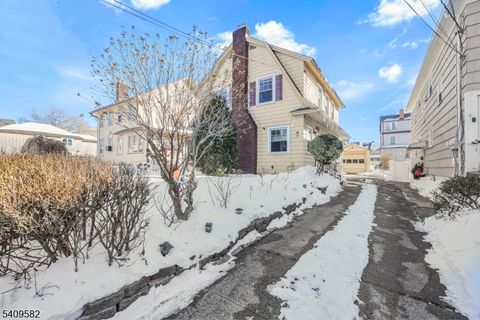 33 Beaumont Pl Newark City NJ 07104