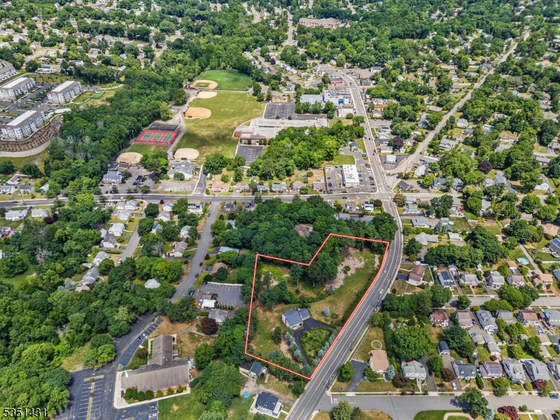 409 High Mountain Rd