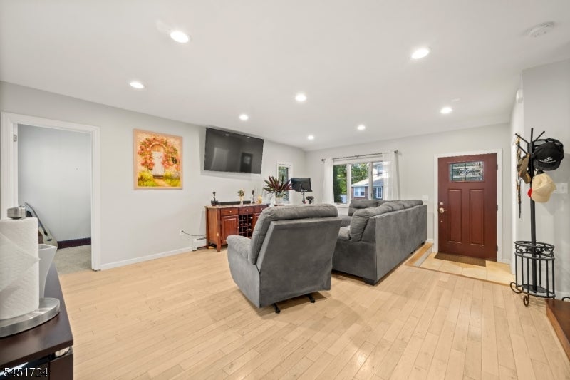 171 Oak Ridge Ave