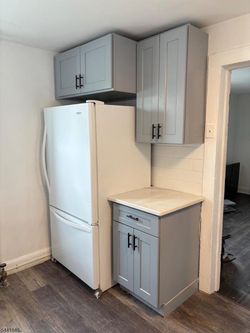 6 Lackawanna Pl 2F
