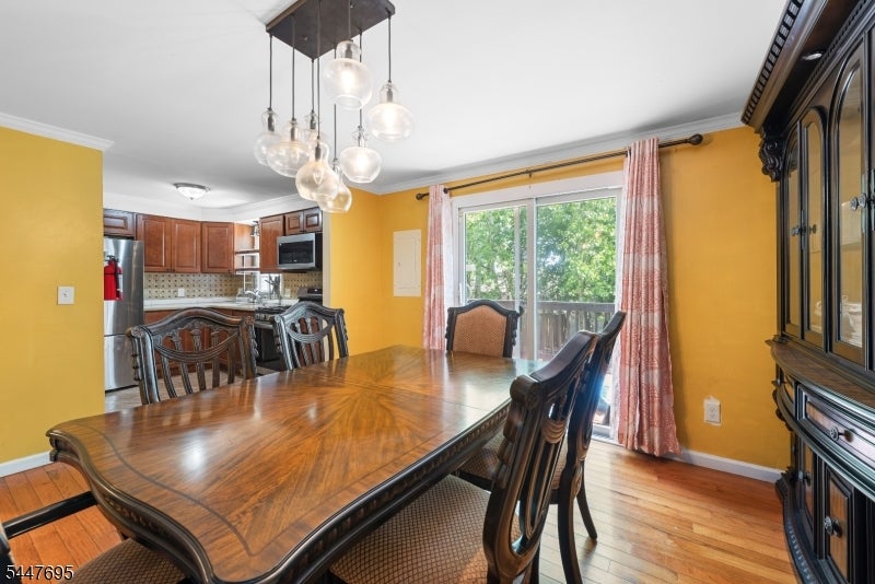 4 Dandridge Dr