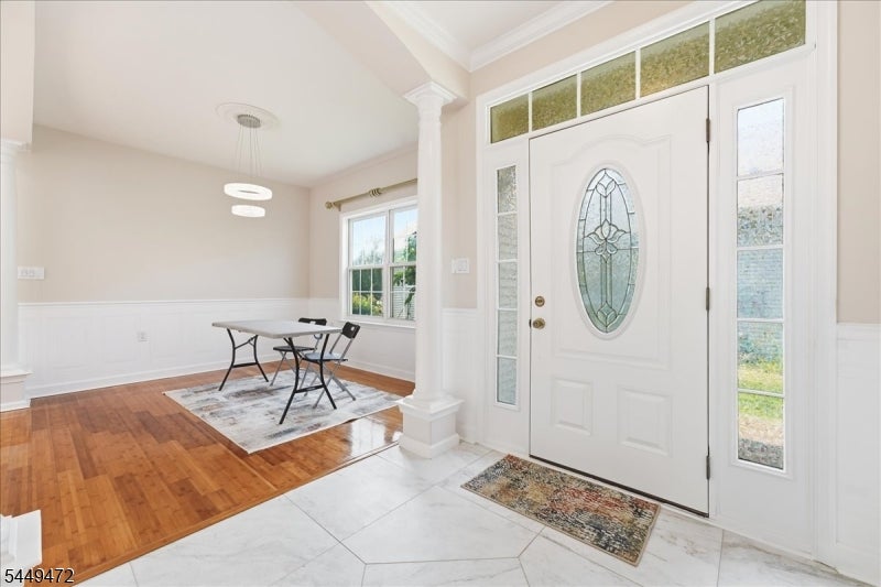 32 Gabriella Cir