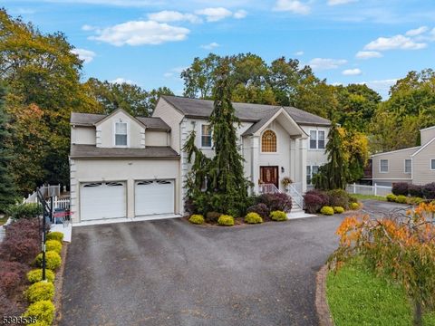 85 Linda Vista Ave North Haledon Boro NJ 07508