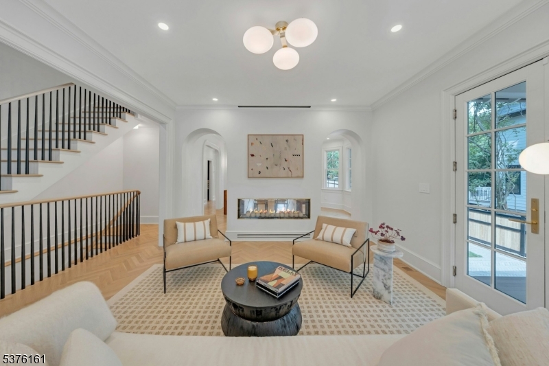 82-84 Watchung Avenue