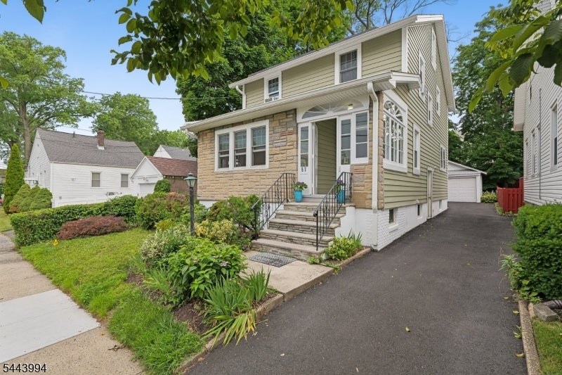 57 Menzel Ave