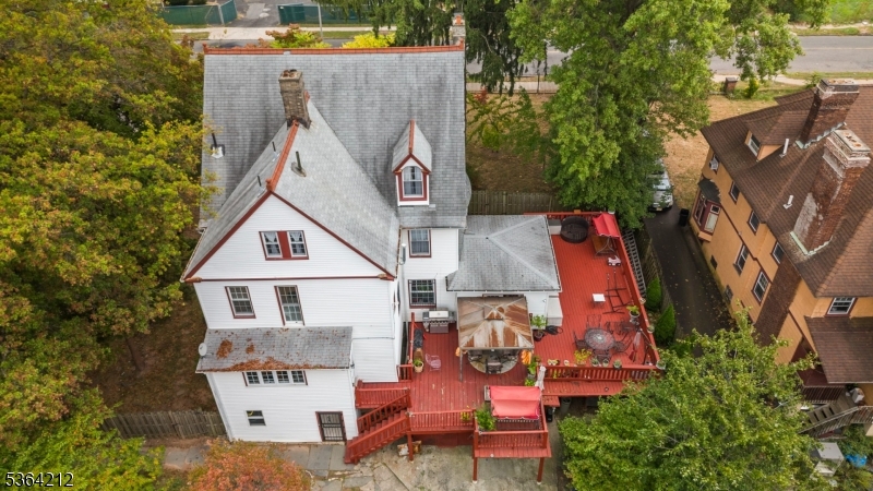 129 S Munn Ave