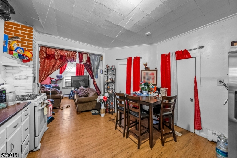 205 Parker Ave