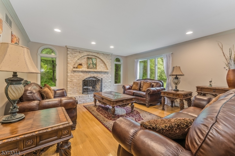 853 Norton Church Rd