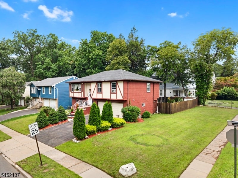 504 Walnut St