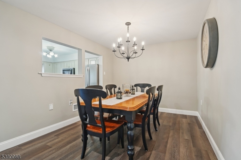 3 Domessina Ln, F3