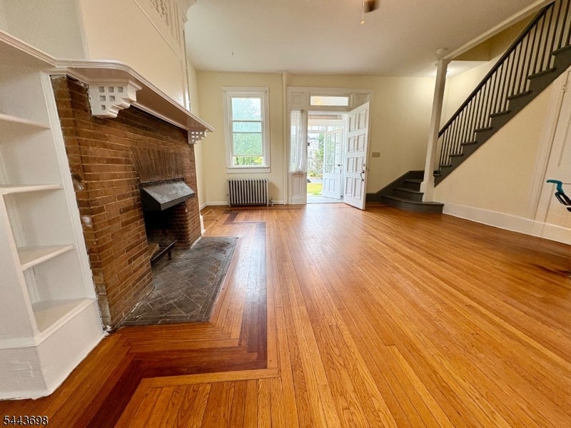 9 Franklin Pl