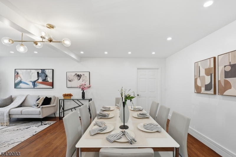 64 Longfellow Dr