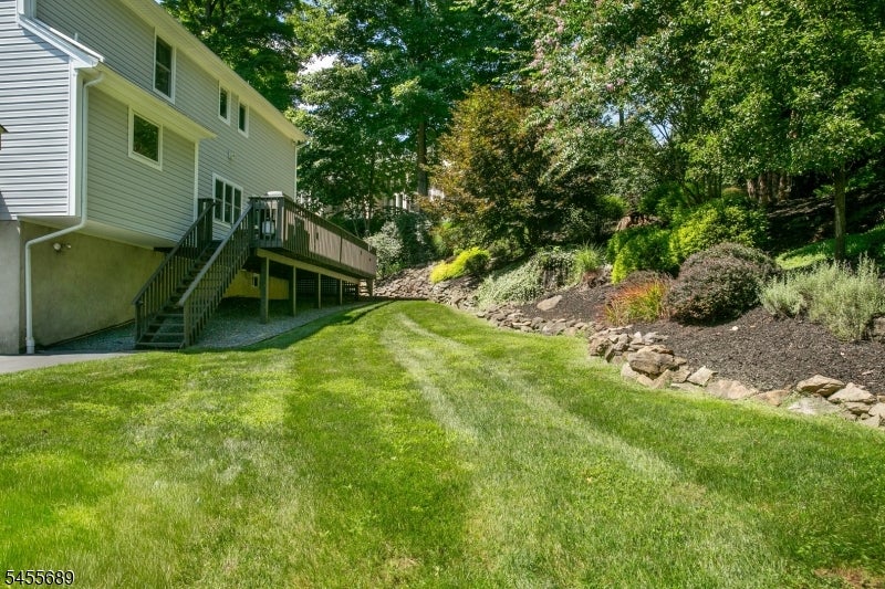 17 Colonel Evans Dr