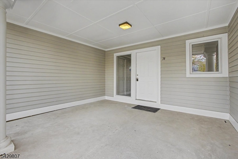74 Cobbler Sq