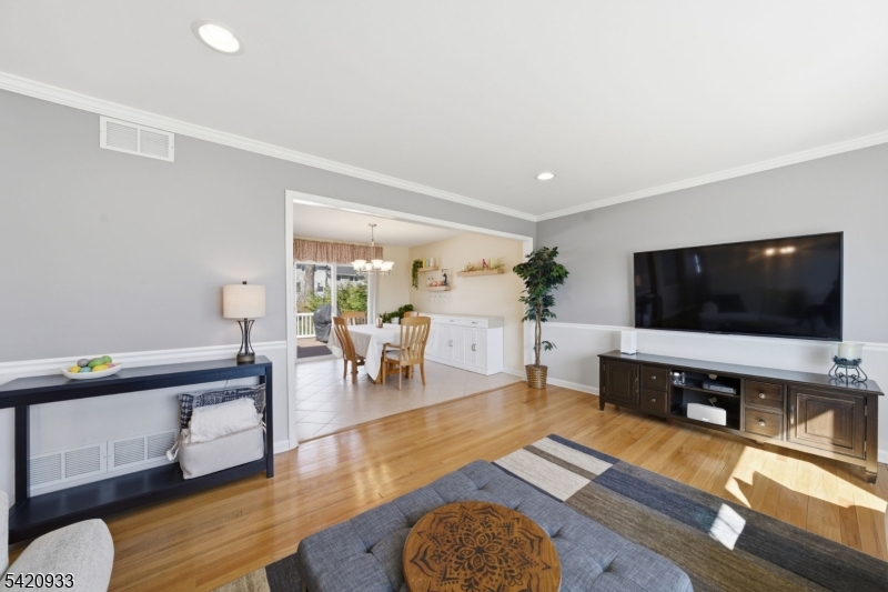 28 LORD STIRLING DRIVE