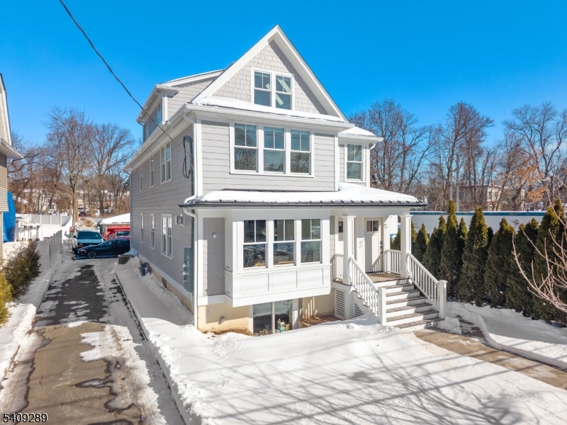 96 Watchung Ave, 3rd Fl