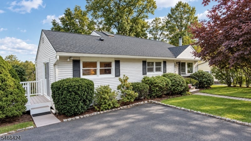65 Parks Rd