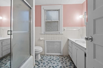 120 Linden Ave Irvington Twp. NJ 07111