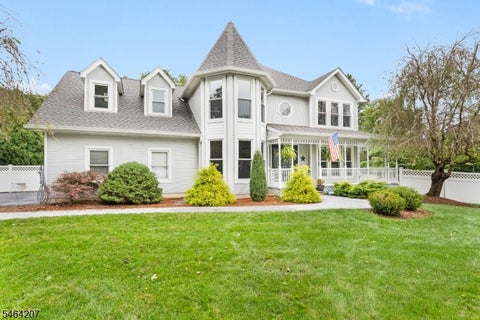 Photo for 6 Larsen Dr