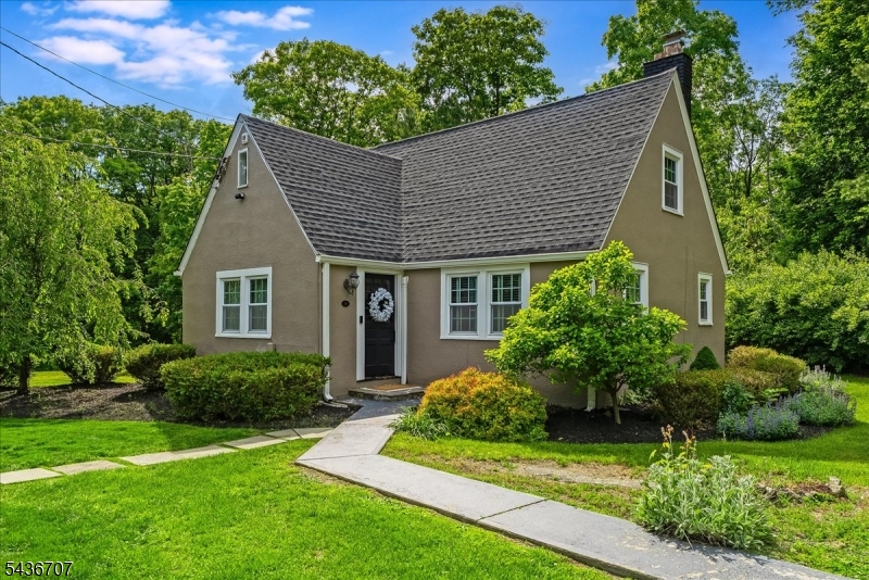 373 Green Rd