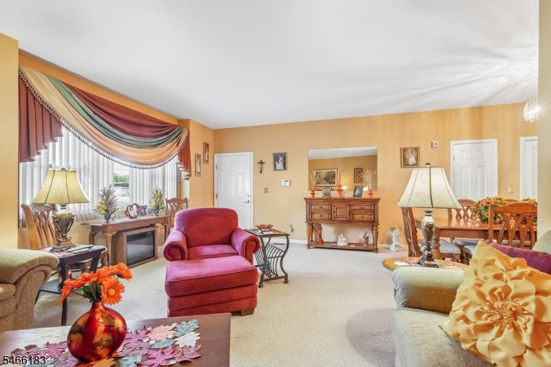 485 Saddle River Rd 7