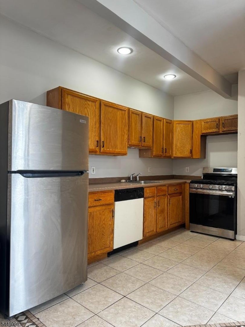 109 Irene St 1