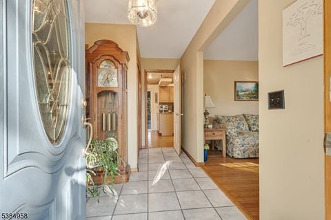 23 Glenwood Dr Montville Twp. NJ 07045