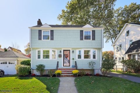 Photo of 3 Herning Ave, Cranford, NJ 07016 (MLS # 3993957)