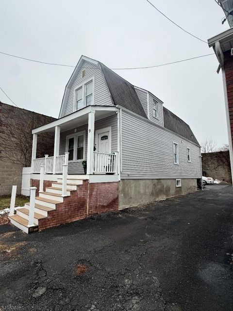 9 Berkshire Pl Irvington Twp. NJ 07111