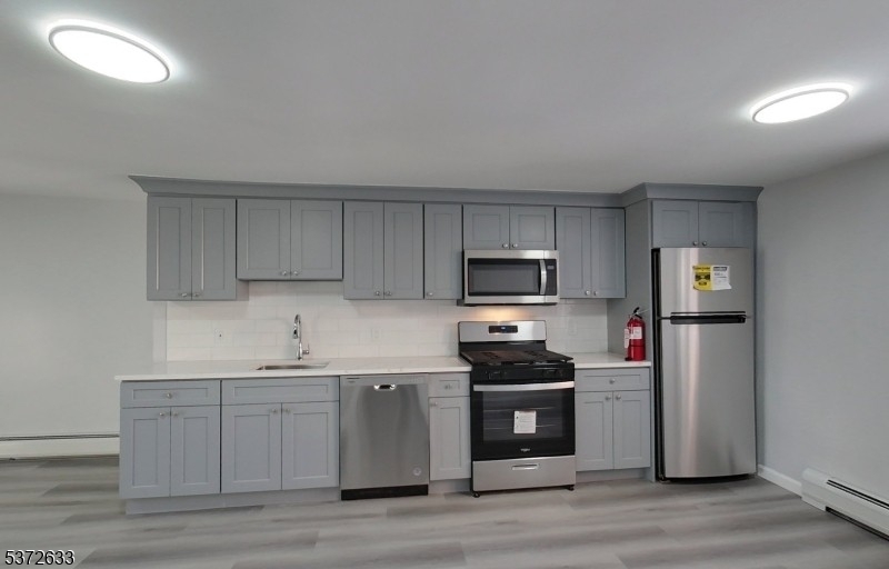 130 1St St 4