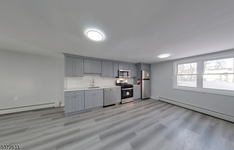 130 1St St 4
