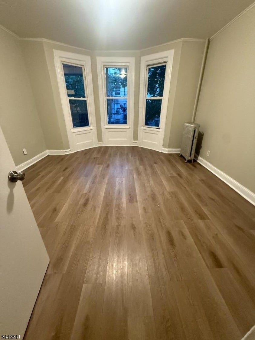 115 Seymour Ave 1