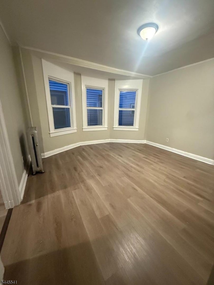 115 Seymour Ave 1