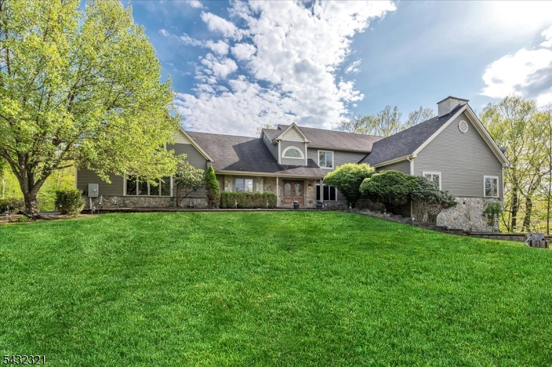 65 Gunn Rd