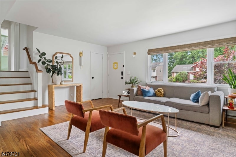 430 W 6Th Ave